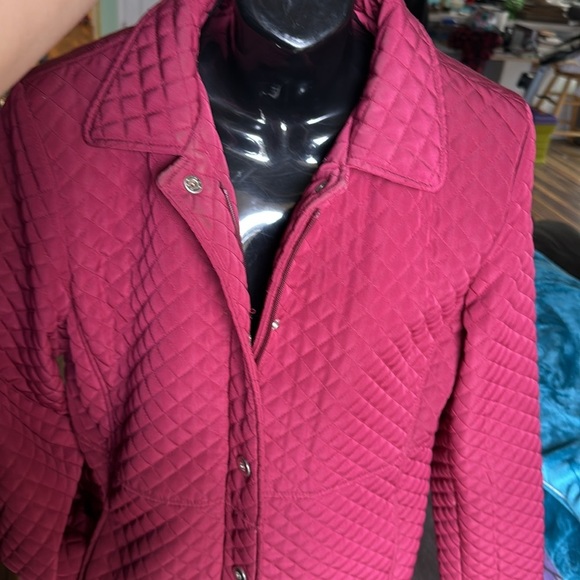 White Stag Berry/Wine Zip Up Quilted Puffer Coat Winter Size Missy Medium 8-10 - Picture 8 of 11